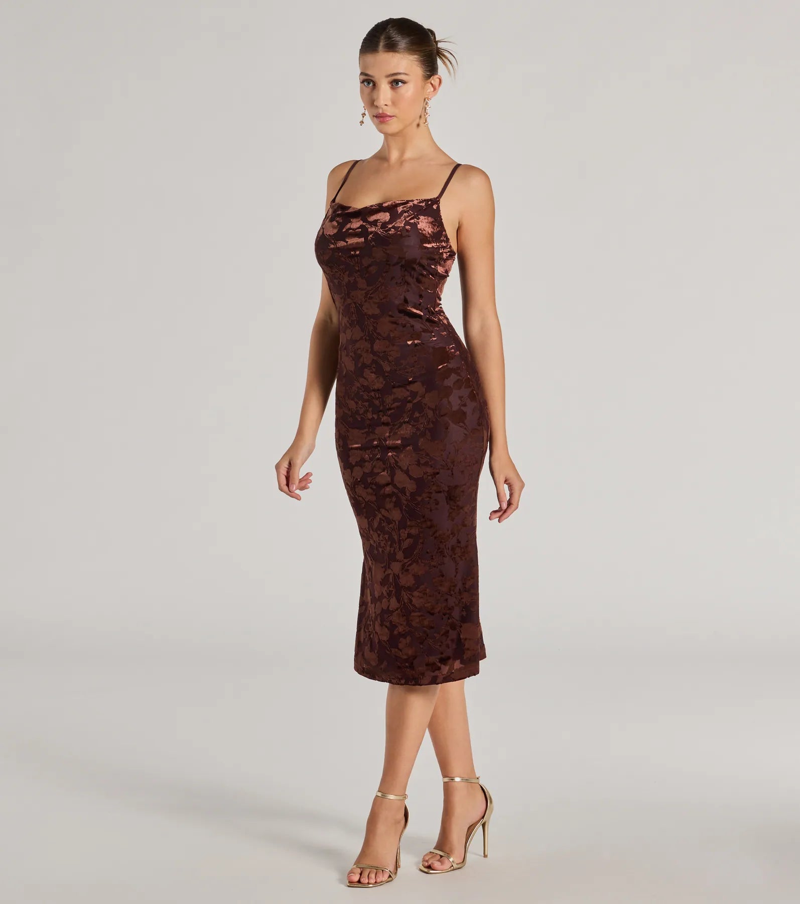 Oh-So-Chic Floral Velvet Burnout Midi Dress - Image 4