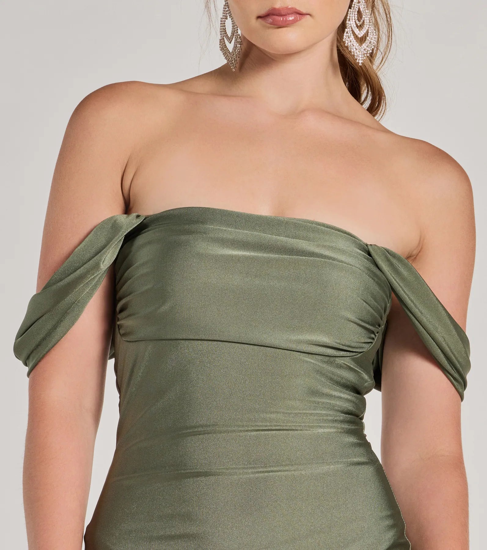Exceptional Off-The-Shoulder Flared Midi Dress - Image 11