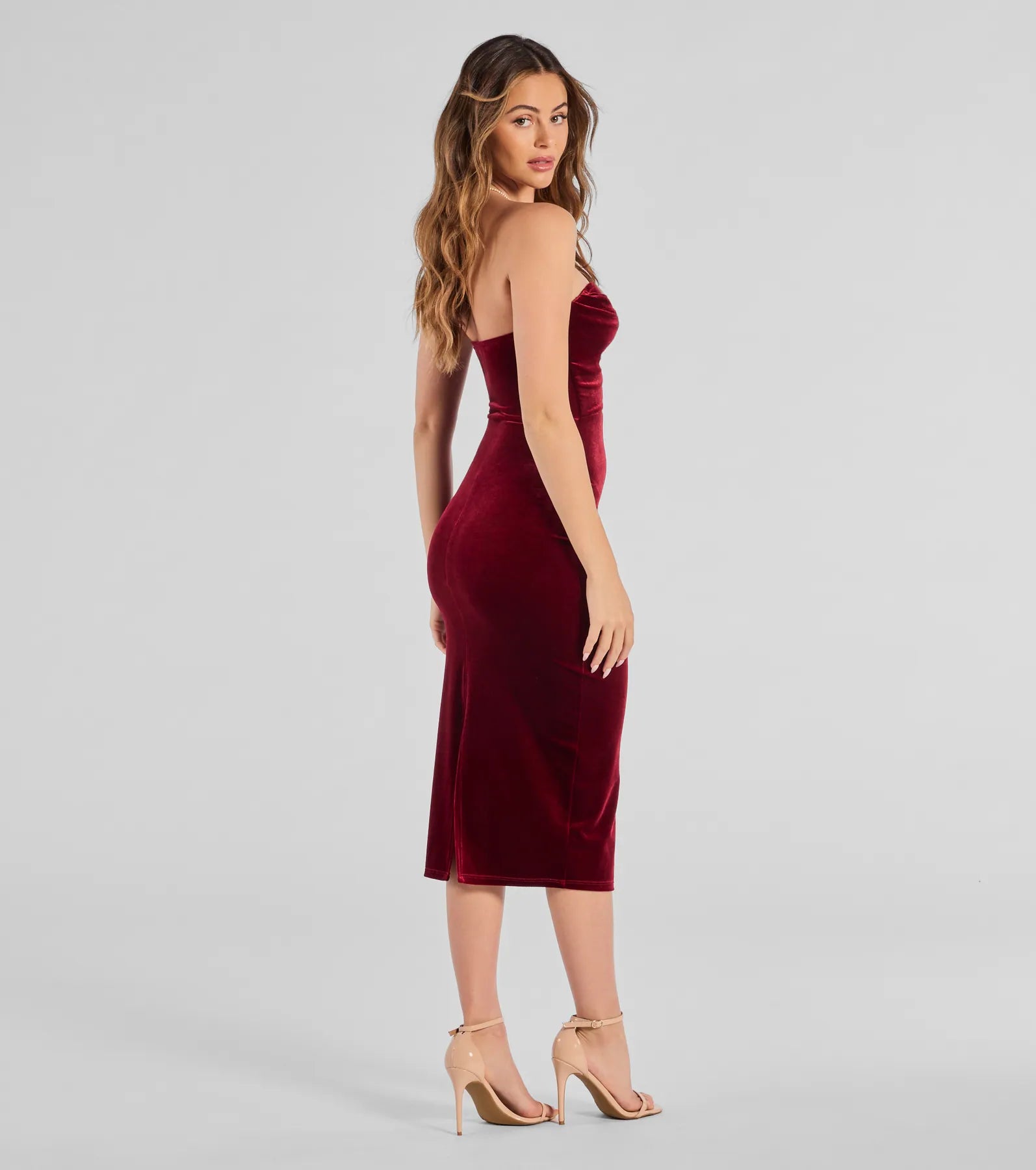 Sophisticated Enchantment Velvet Midi Dress - Image 2