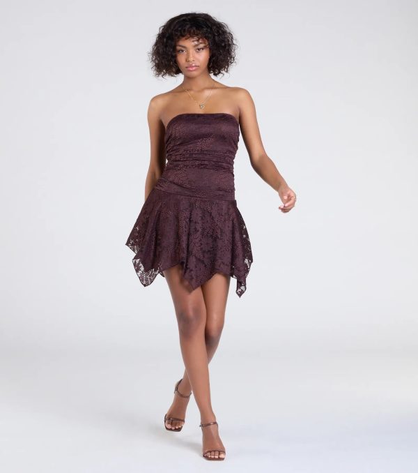 Going Out Strapless Lace Mini Dress - Image 7