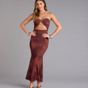 Garden Glam Floral Maxi Dress