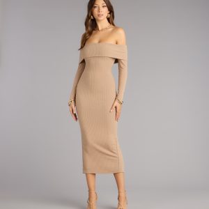 Effortless Aura Long Sleeve Midi Dress