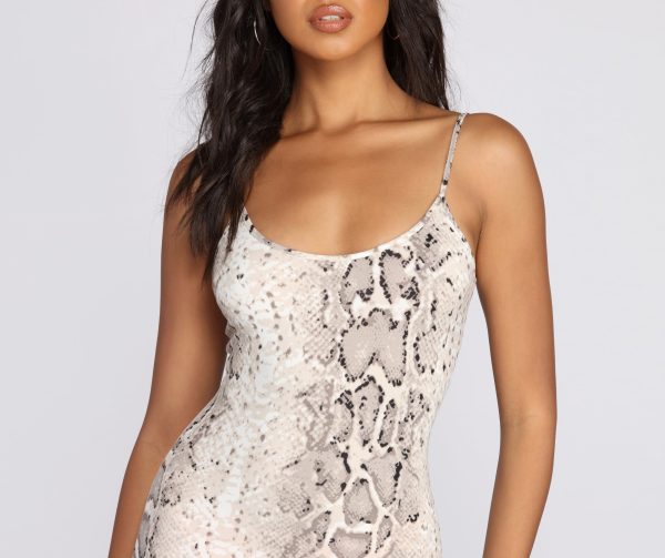 Charm Them All Midi Dress - Image 4