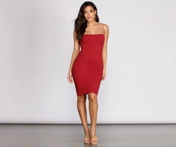Simple And Stunning Midi Dress - Image 16