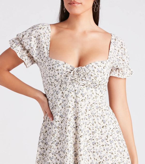 Cute View Ditsy Floral Chiffon Skater Dress - Image 4