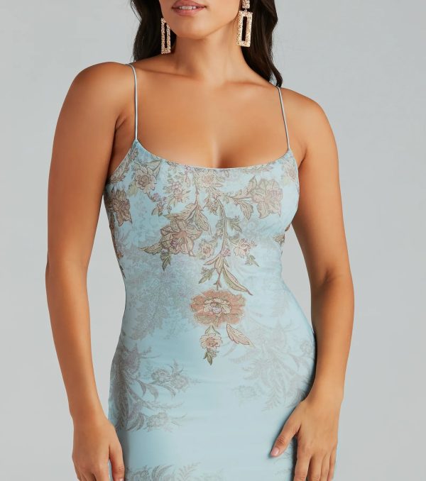 Saint Tropez Chic Floral Mesh Maxi Dress - Image 4