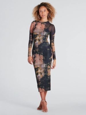 Downtown Chic Abstract Print Midi Dress