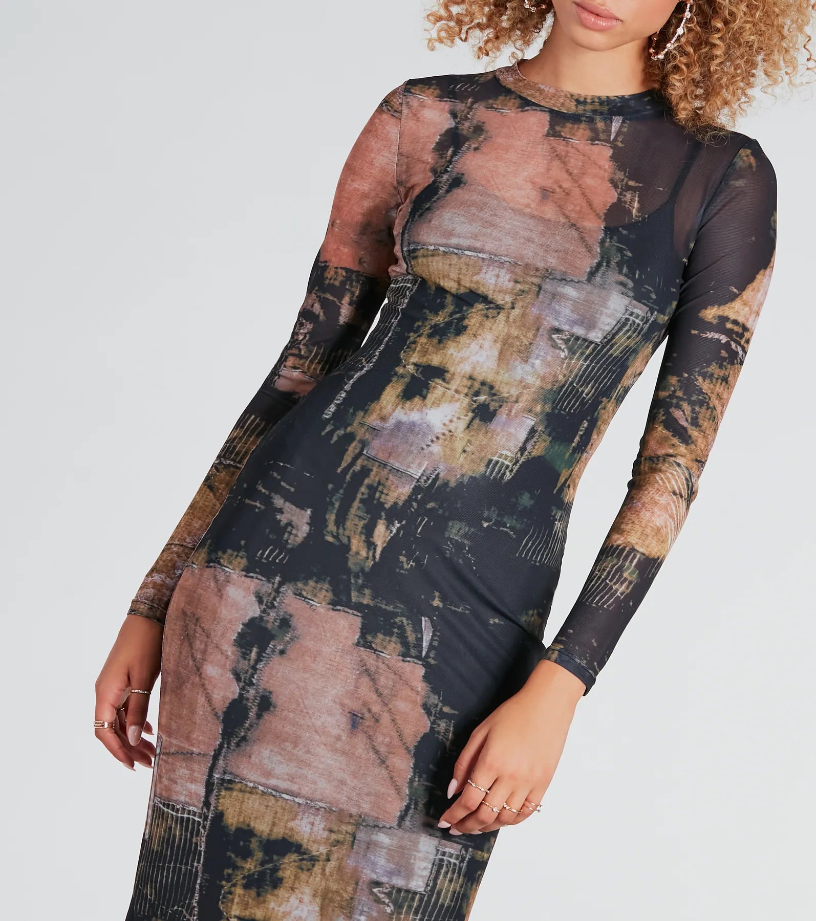 Downtown Chic Abstract Print Midi Dress - Image 4