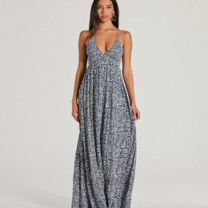 Stroll The Beach V-Neck Floral Paisley Maxi Dress