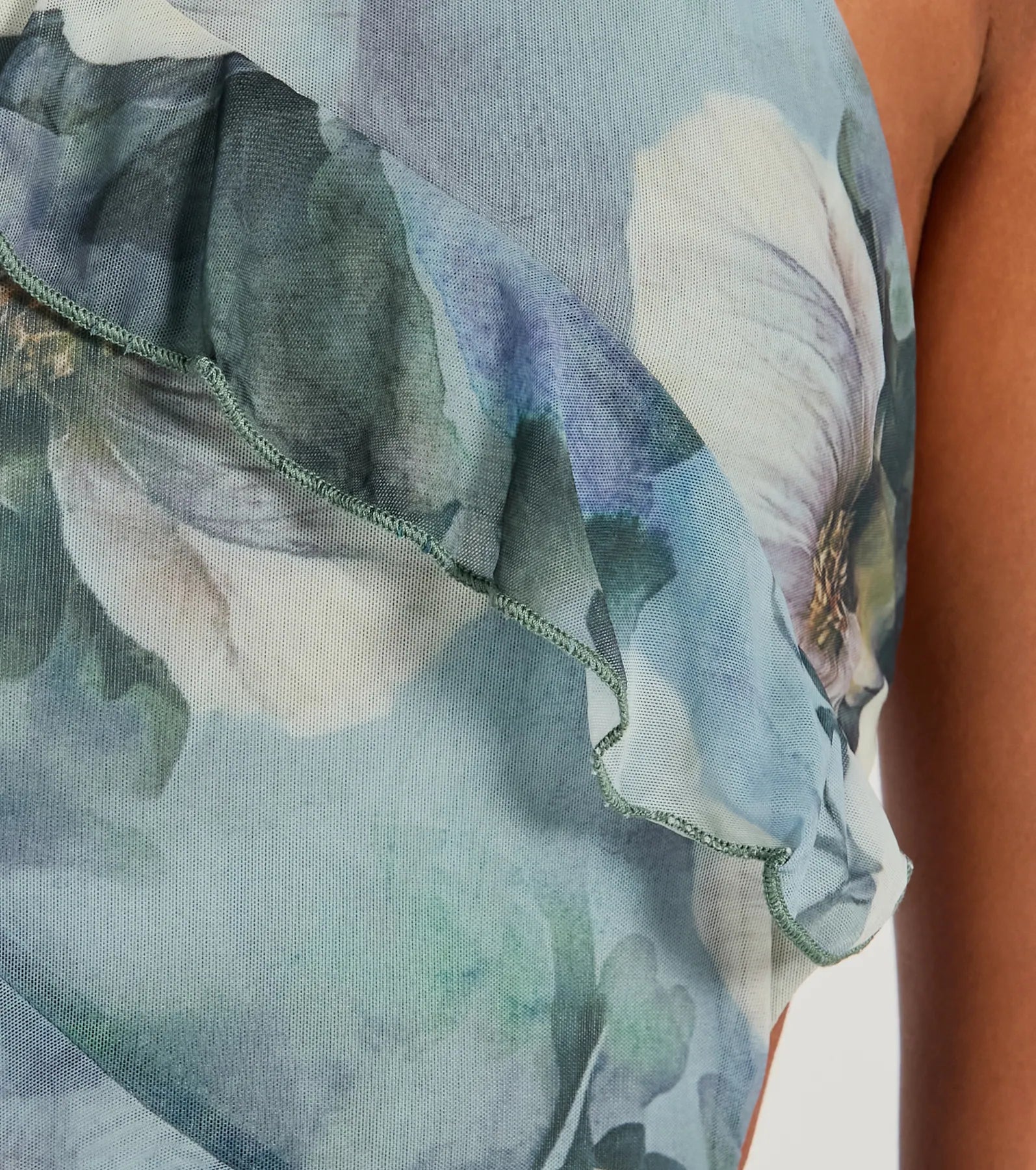 Always Eye-Catching Halter Ruffle Chiffon Mini Dress - Image 4