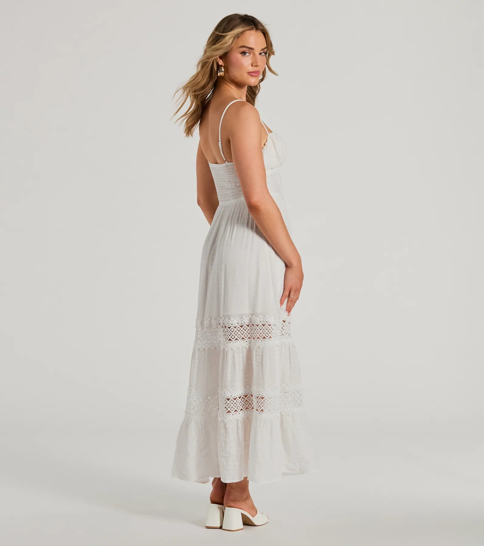 Feel The Romance Sweetheart Button Lace Trim Maxi Dress - Image 2