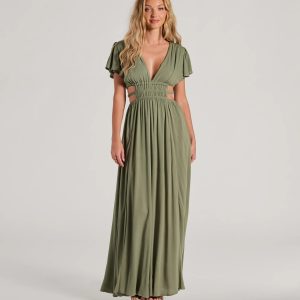 Make Hearts Flutter Short Sleeve Cutout Maxi Dress