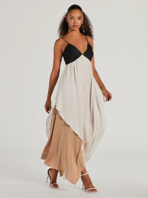 Chic Passion V-Neck Color Block Maxi Dress