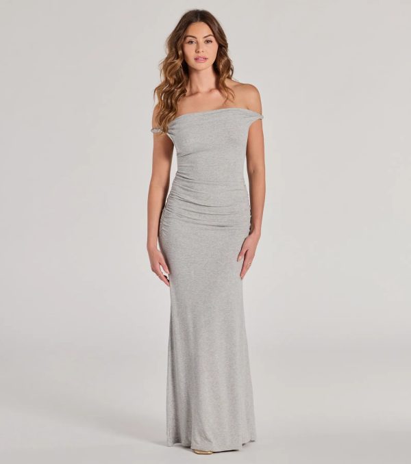 Casual Chic Ruched Ribbed Knit Maxi Dress - Image 2