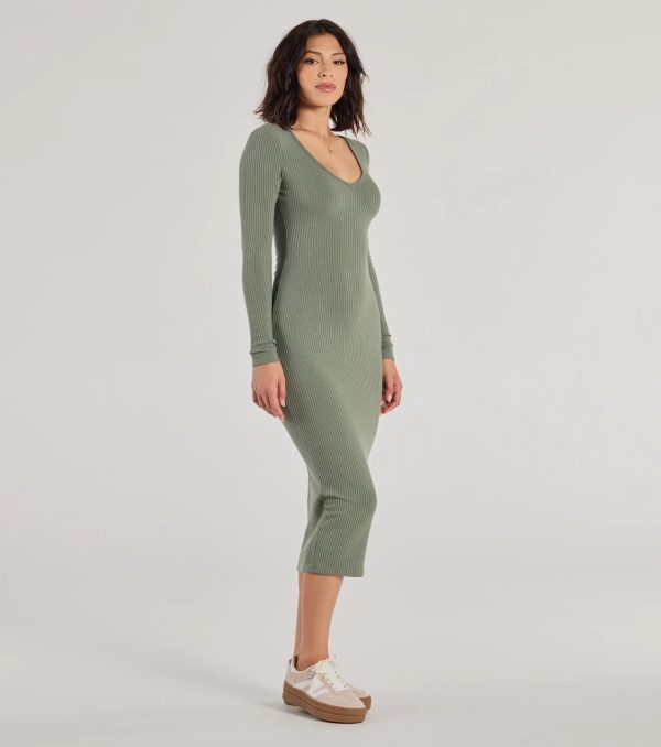 Casual Chic Style Long Sleeve Ribbed Knit Midi Dress - Image 4