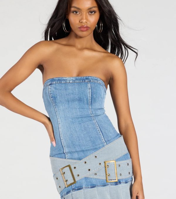 Trend Moment Denim Belted Pleat Mini Dress - Image 4