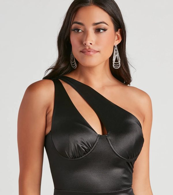Hit The Bar Satin Slit Short Dress - Image 4