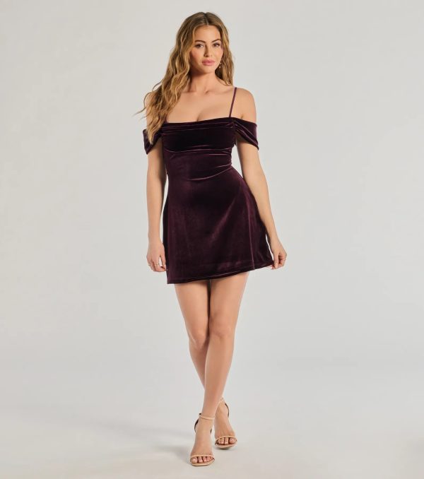 Luxe Chic Velvet Cold-Shoulder A-Line Mini Dress - Image 3