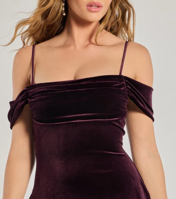 Luxe Chic Velvet Cold-Shoulder A-Line Mini Dress - Image 4