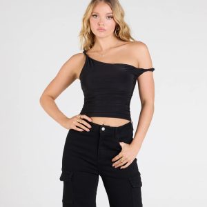 Iconic Chic One-Shoulder Crop Top