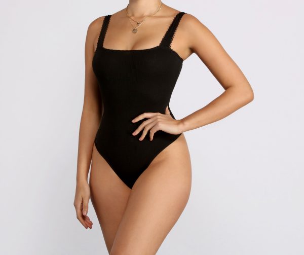 Ribbed Scallop Trim Bodysuit - Image 5