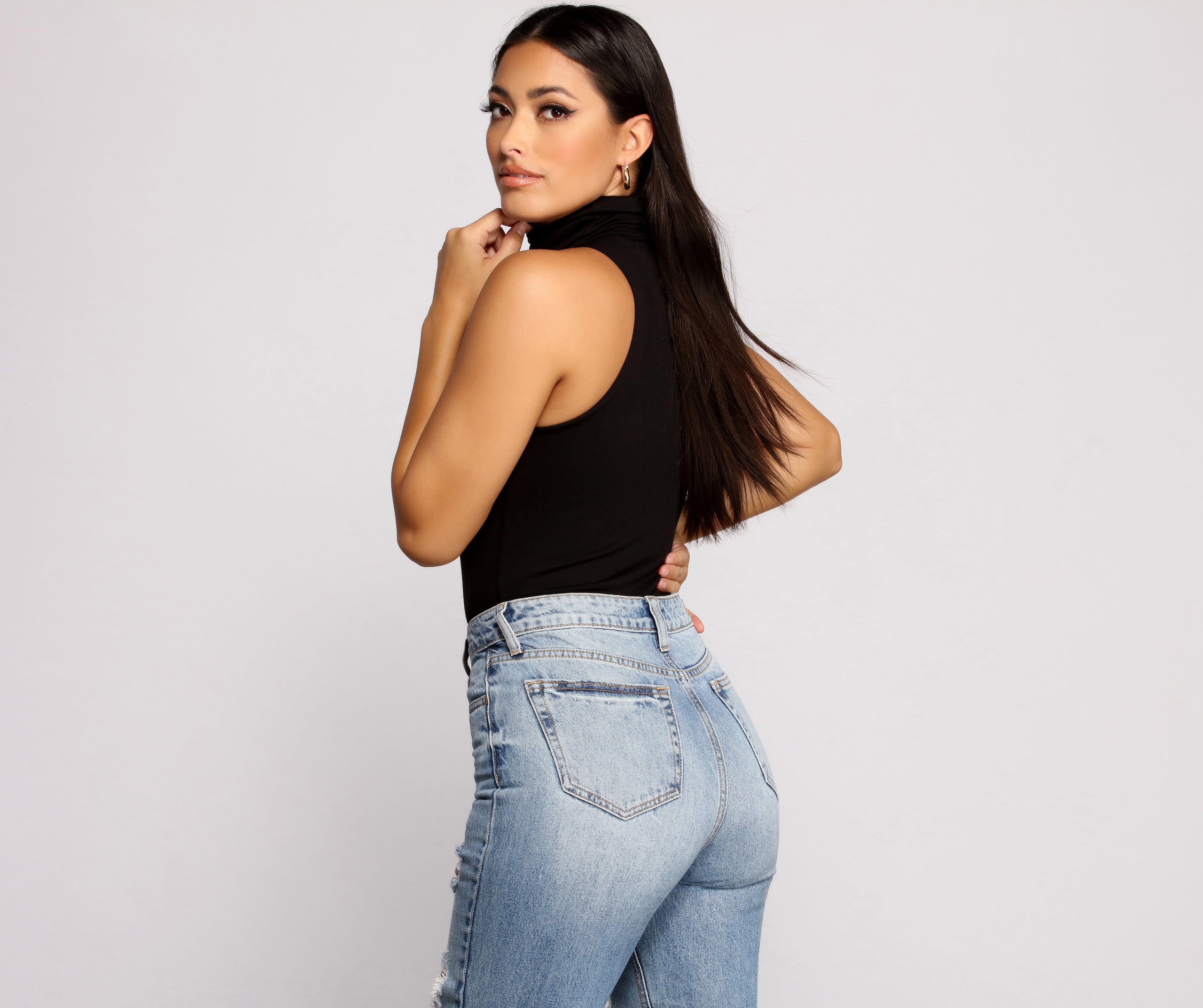 Captivate Me Basic Crepe Sleeveless Bodysuit - Image 7