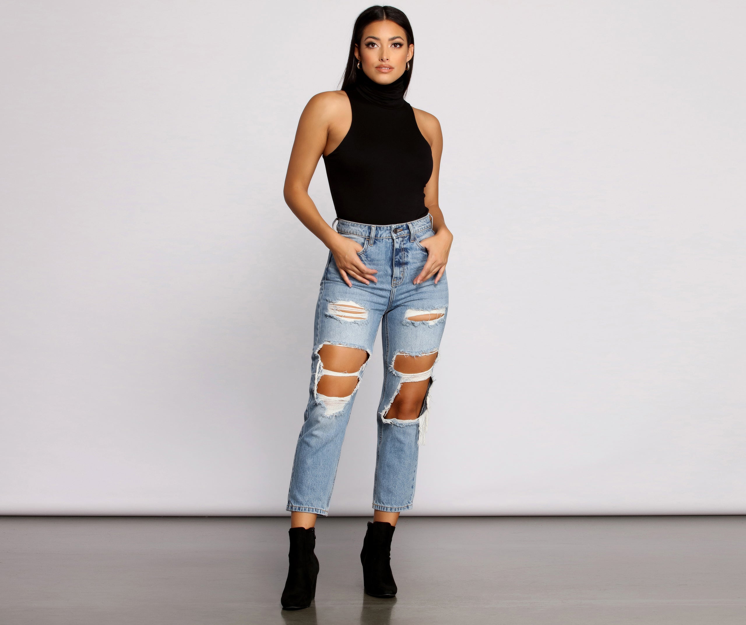 Captivate Me Basic Crepe Sleeveless Bodysuit - Image 9