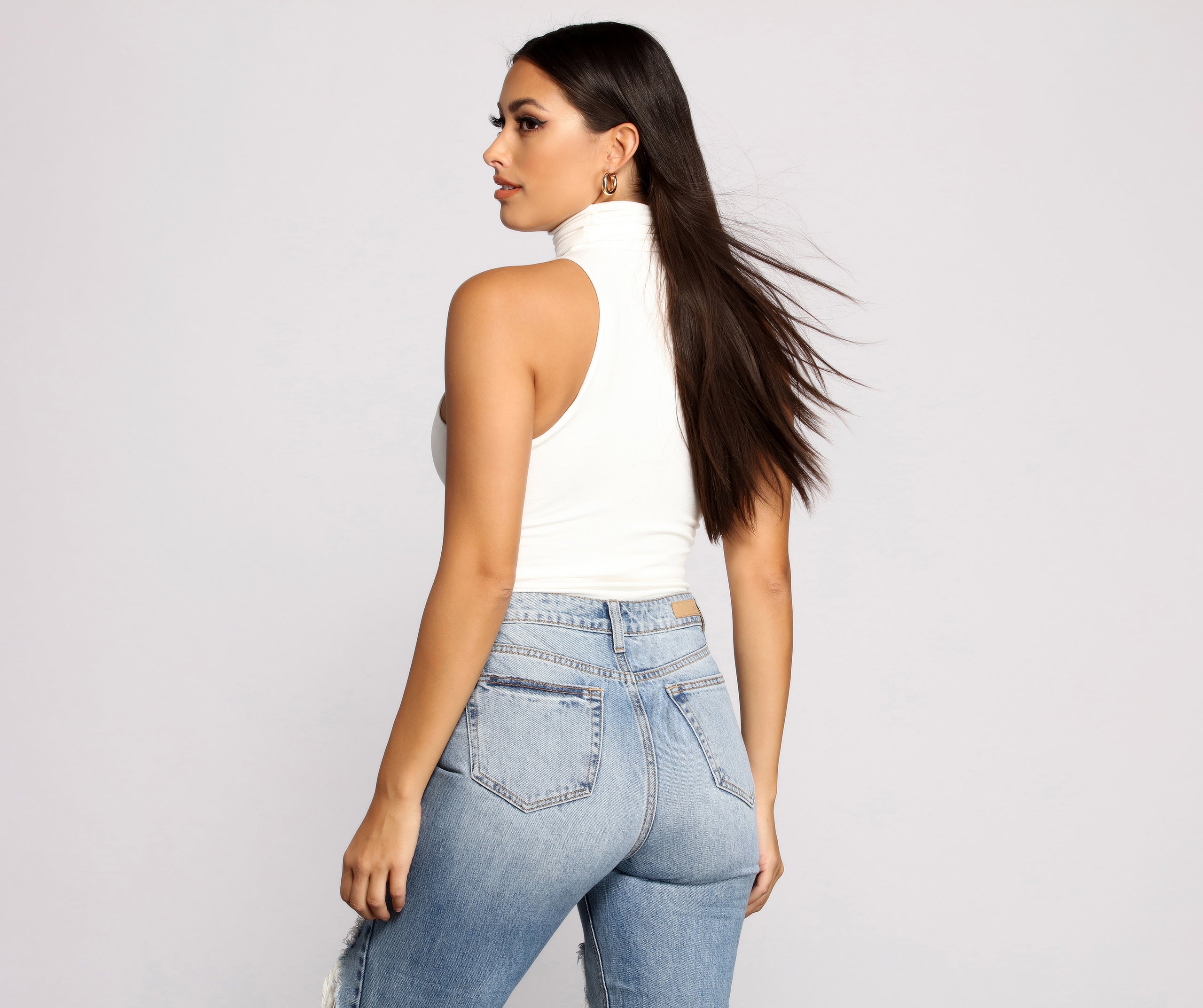 Captivate Me Basic Crepe Sleeveless Bodysuit - Image 2
