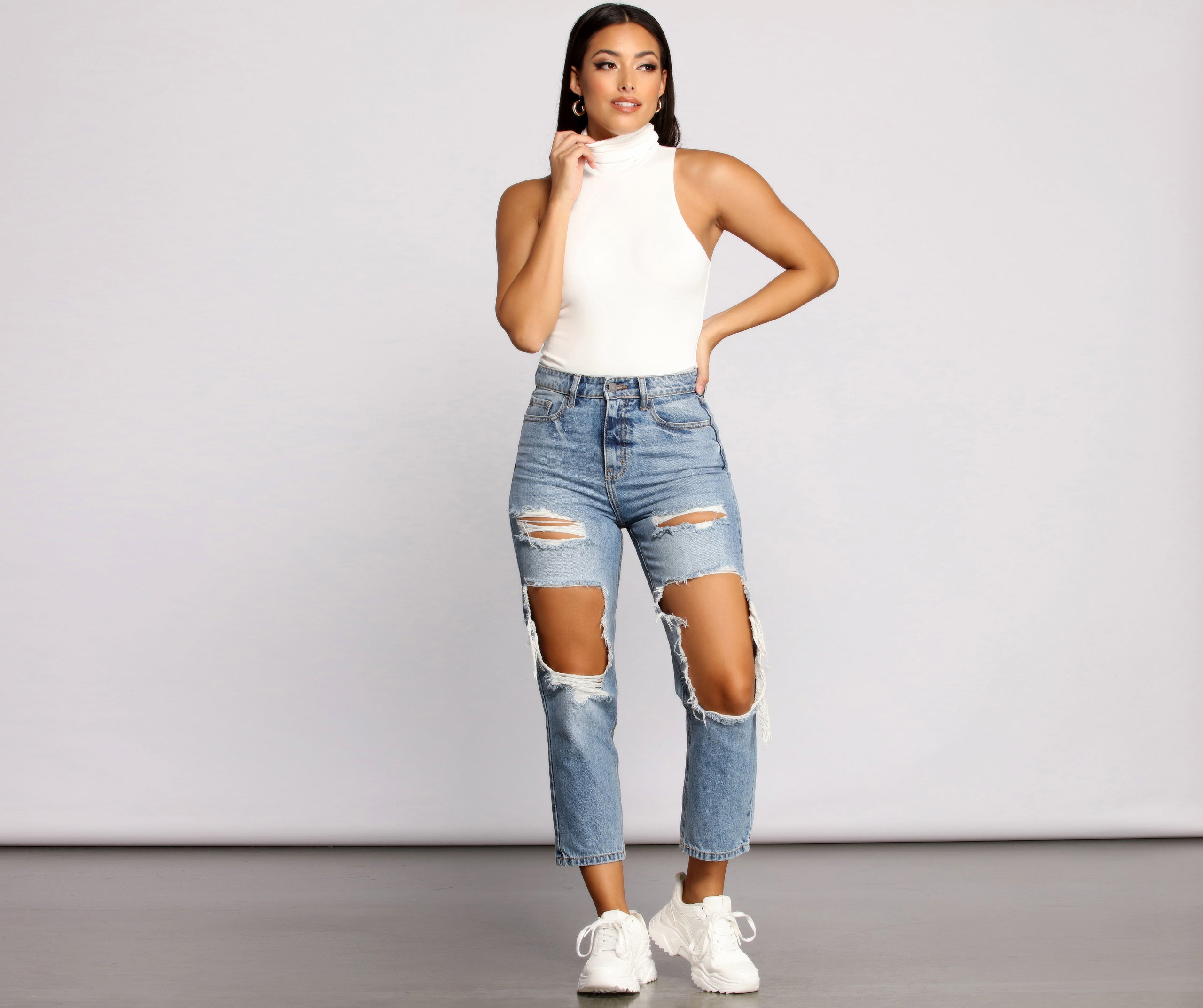 Captivate Me Basic Crepe Sleeveless Bodysuit - Image 4