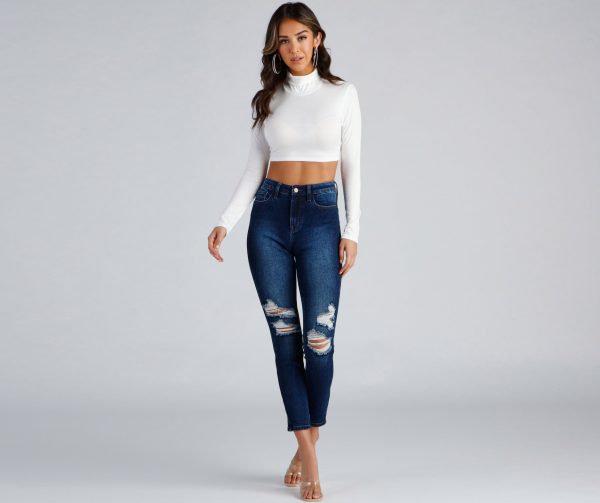 Feeling Knit Long Sleeve Crop Top - Image 12