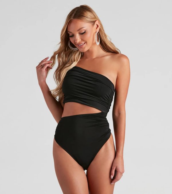 Such A Vibe Ruched Bodysuit - Image 4