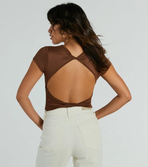 Back At It Short Sleeve Twist Crop Top - Image 6