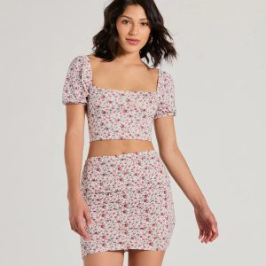 Two Cute Lace-Up Floral Crop Top