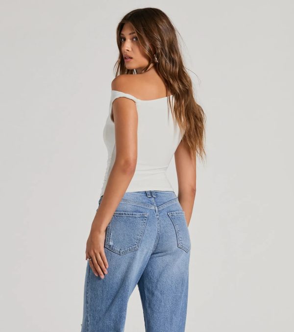 Confident Flirt One-Shoulder Crop Top - Image 3
