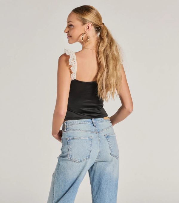 Effortlessly Pretty Lace And Knit Sleeveless Top - Image 2