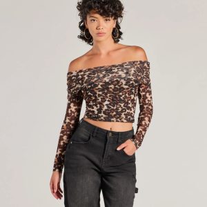 Trendy Chic Leopard Print Mesh Off-The-Shoulder Top