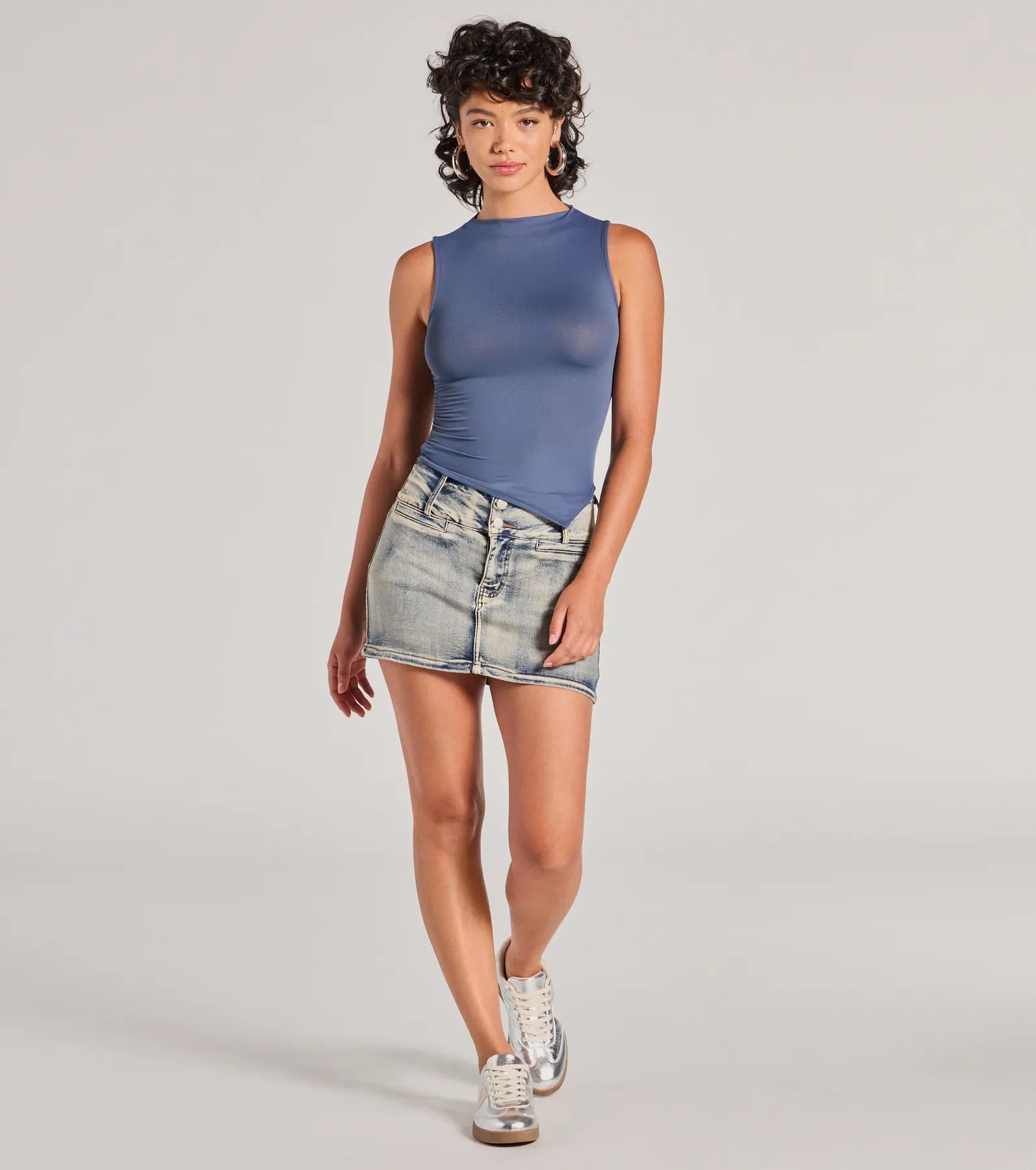 Stylish Basic Sleeveless Mock Neck Crop Top - Image 7