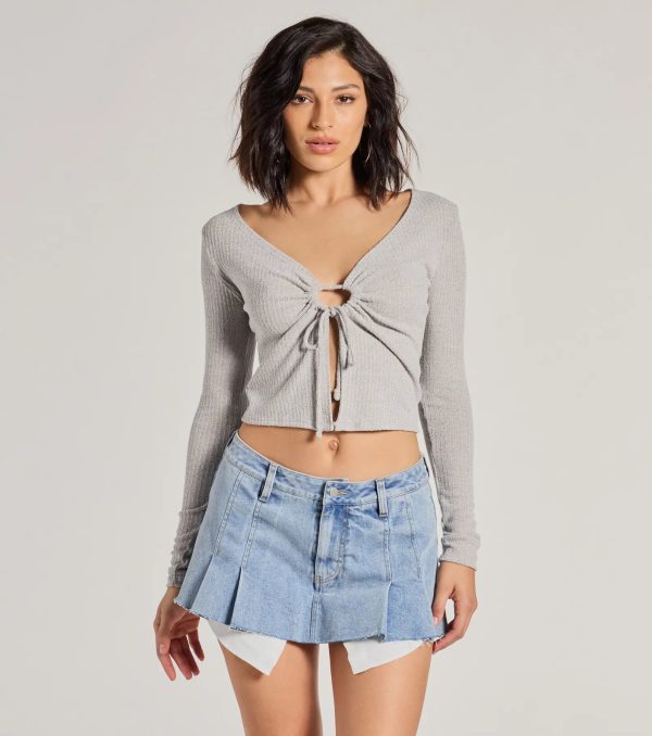 Trendy Casual Long Sleeve Tie-Front Top - Image 5