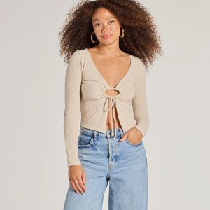 Trendy Casual Long Sleeve Tie-Front Top