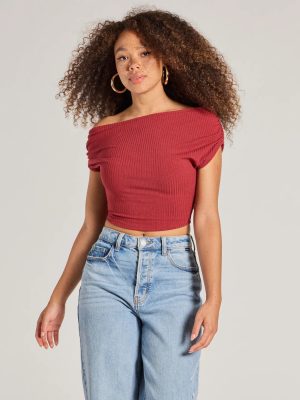 Elevated Fave One-Shoulder Short Sleeve Top