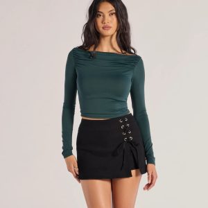 Casual Icon Off-The-Shoulder Long Sleeve Top