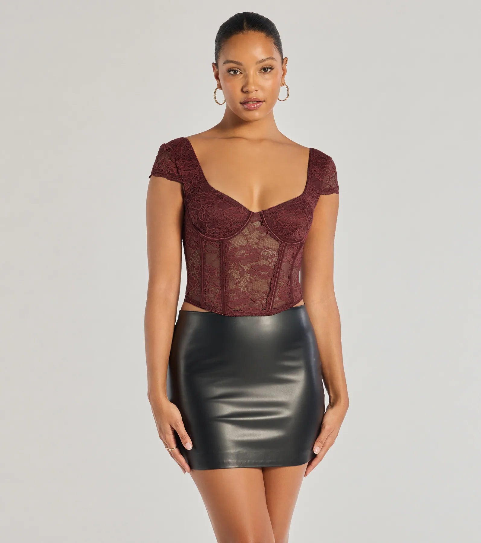 Lace Romance Cap Sleeve Bustier - Image 9