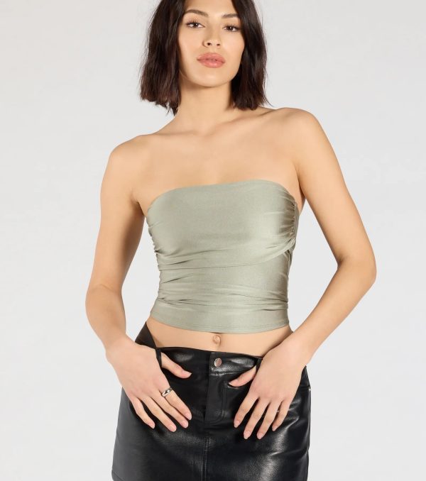 Carefree And Cute Crop Tube Top - Image 10