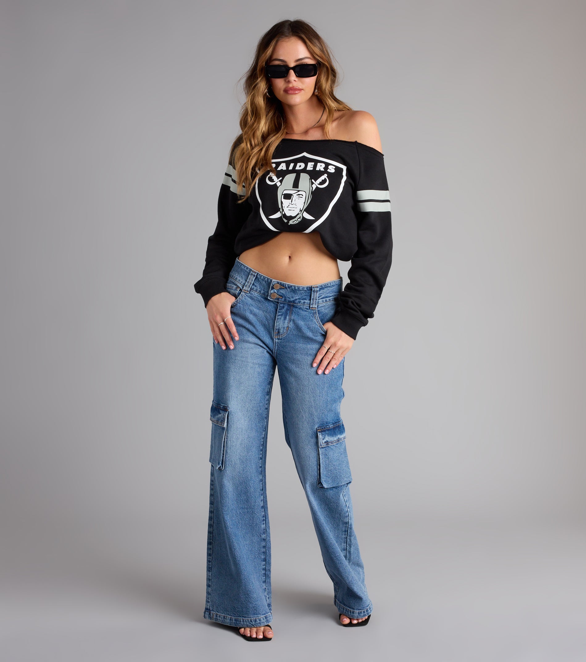 Ultra Game NFL Las Vegas Raiders Pull-Over Top - Image 3