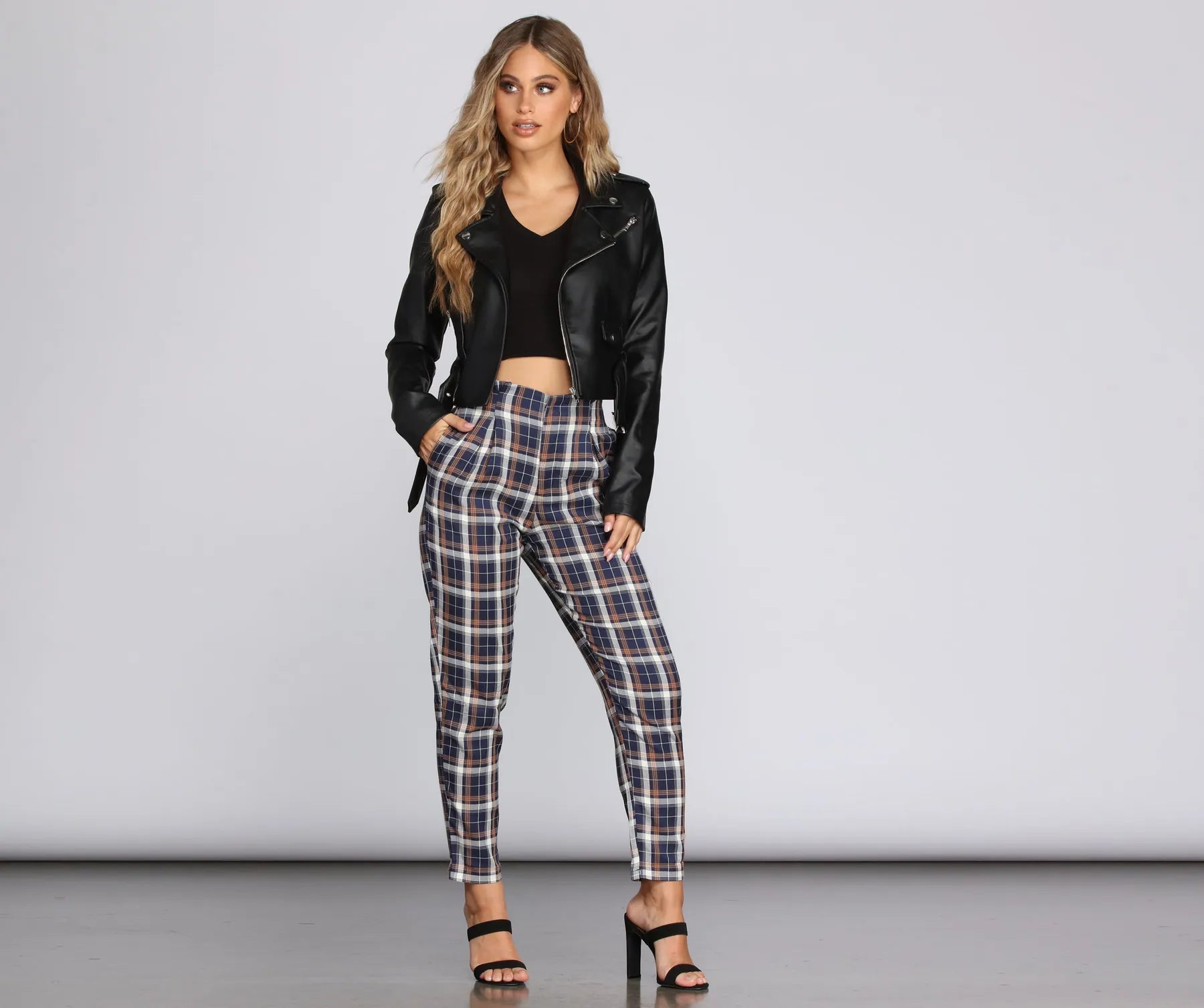 Basically Basics Crop Top - Image 6