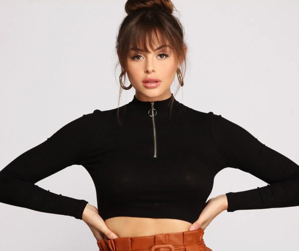 Sporty Chic Zip-Up Crop Top - Image 7