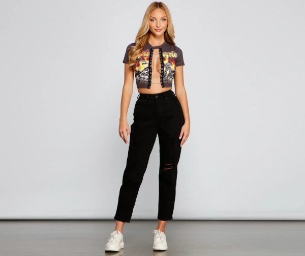 Edgy Biker-Chic Cropped Graphic Tee - Image 4