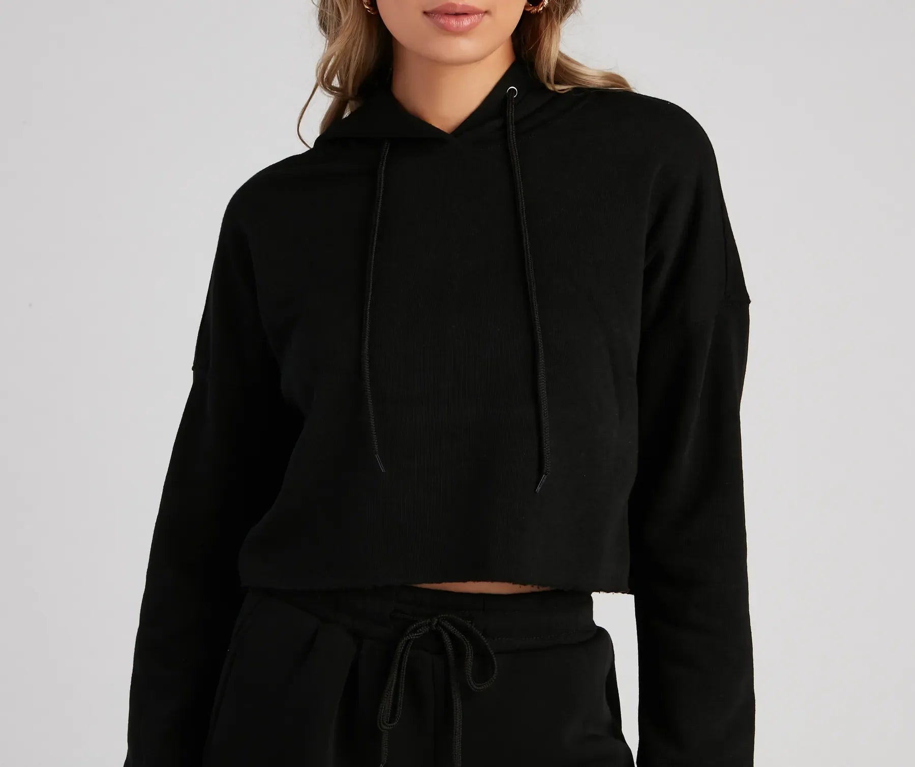 Basic Cropped Fleece Hoodie - Image 11