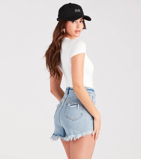 Casually Cute Basic Short Sleeve Bodysuit - Image 2