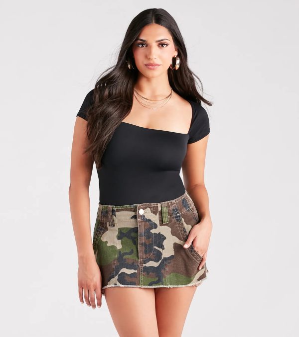 Smooth Silhouette Short Sleeve Bodysuit - Image 11